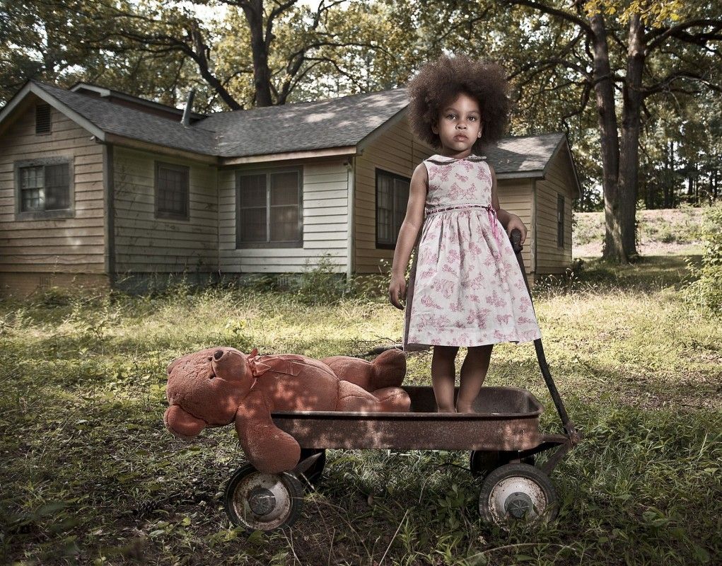 © Fernando Decillis