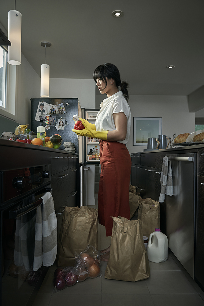 Covid, Woman Washing Food ©Lindsay Siu